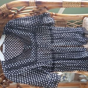 Women's black and white very feminine top